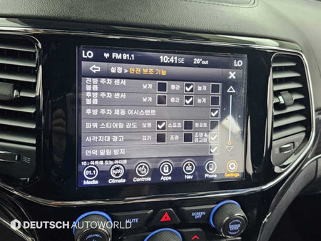 Jeep Cherokee — photo 17