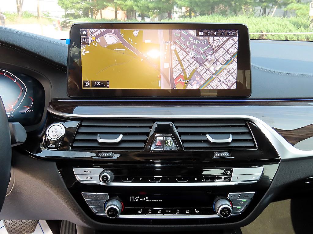 BMW 5-Series — photo 14