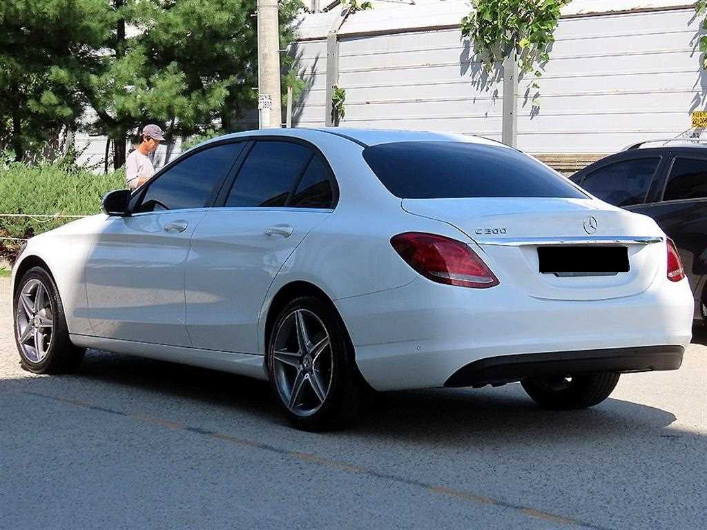 Mercedes-Benz C-Class — photo 03