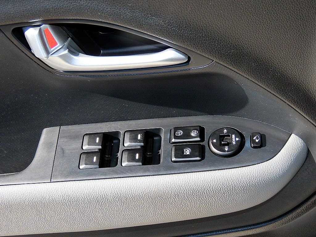 Kia RAY — photo 11