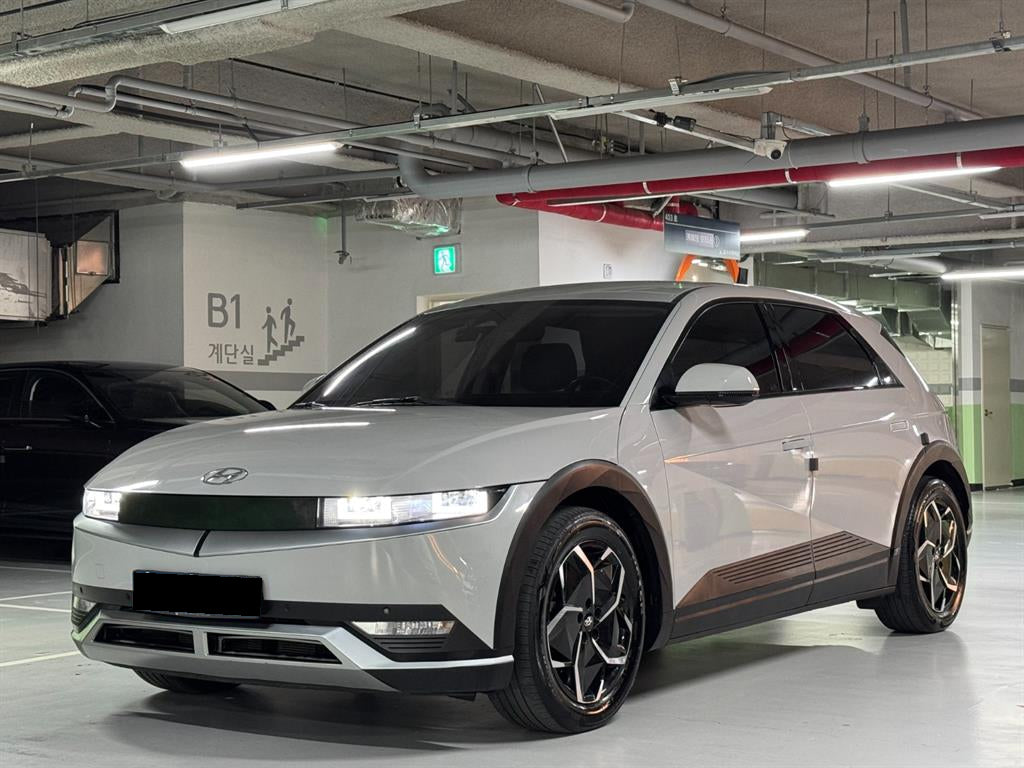 Hyundai Ioniq5 — photo 01