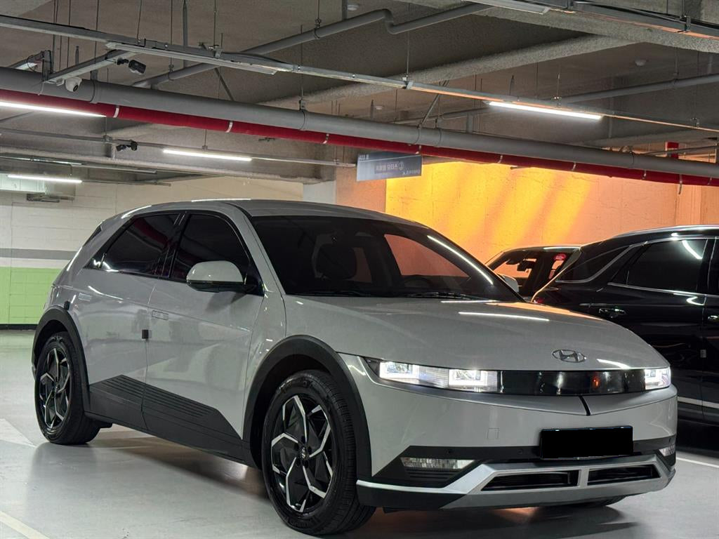 Hyundai Ioniq5 — photo 02