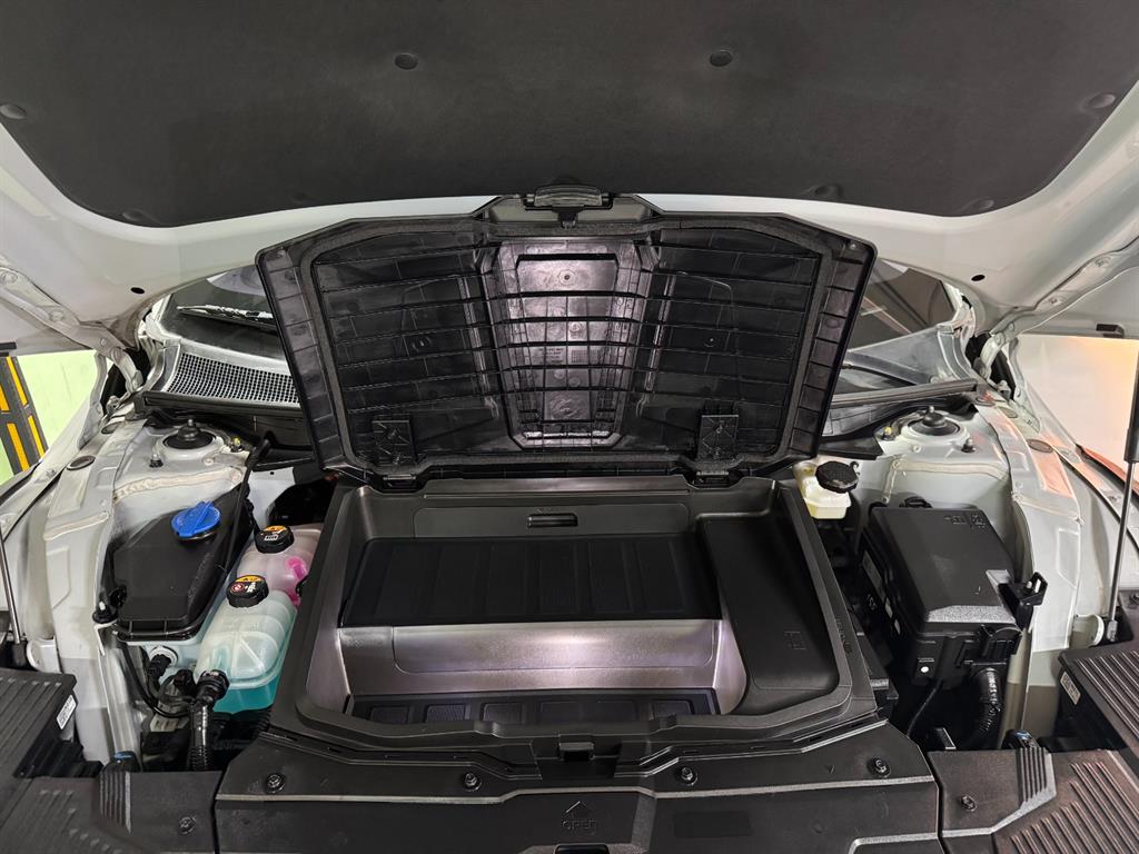 Hyundai Ioniq5 — photo 18