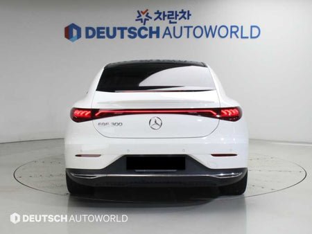 Mercedes-Benz EQE — photo 04
