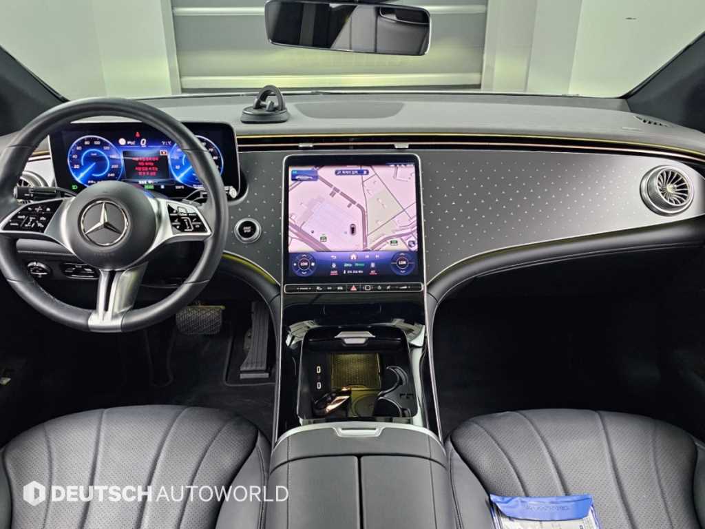 Mercedes-Benz EQE — photo 07