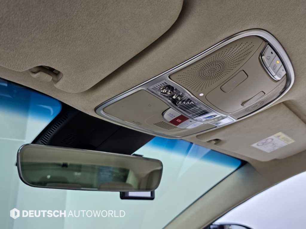 Kia K9 — photo 18