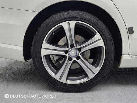 Mercedes-Benz E-Class — photo 05