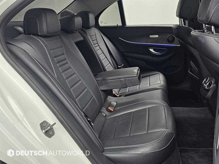 Mercedes-Benz E-Class — photo 12