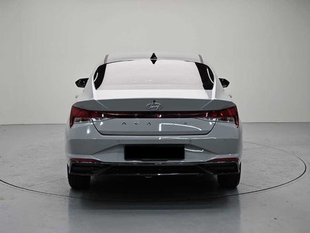 Hyundai Avante — photo 03