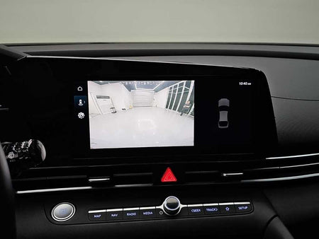 Hyundai Avante — photo 14