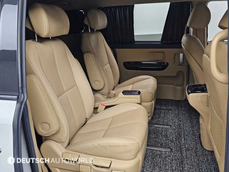 Kia Carnival — photo 12