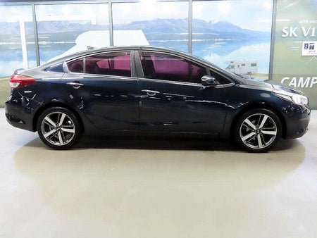 Kia K3 — photo 03