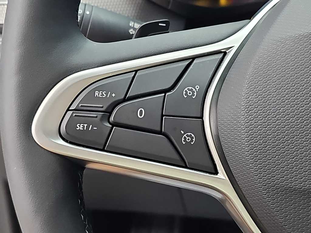 RENAULT Arkana — photo 18