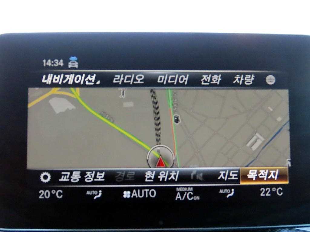 Mercedes-Benz GLC-Class — photo 14