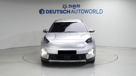 Kia Niro — photo 03