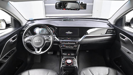 Kia Niro — photo 07