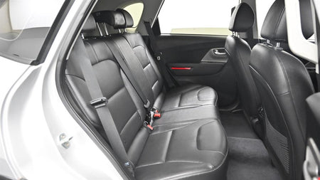 Kia Niro — photo 12