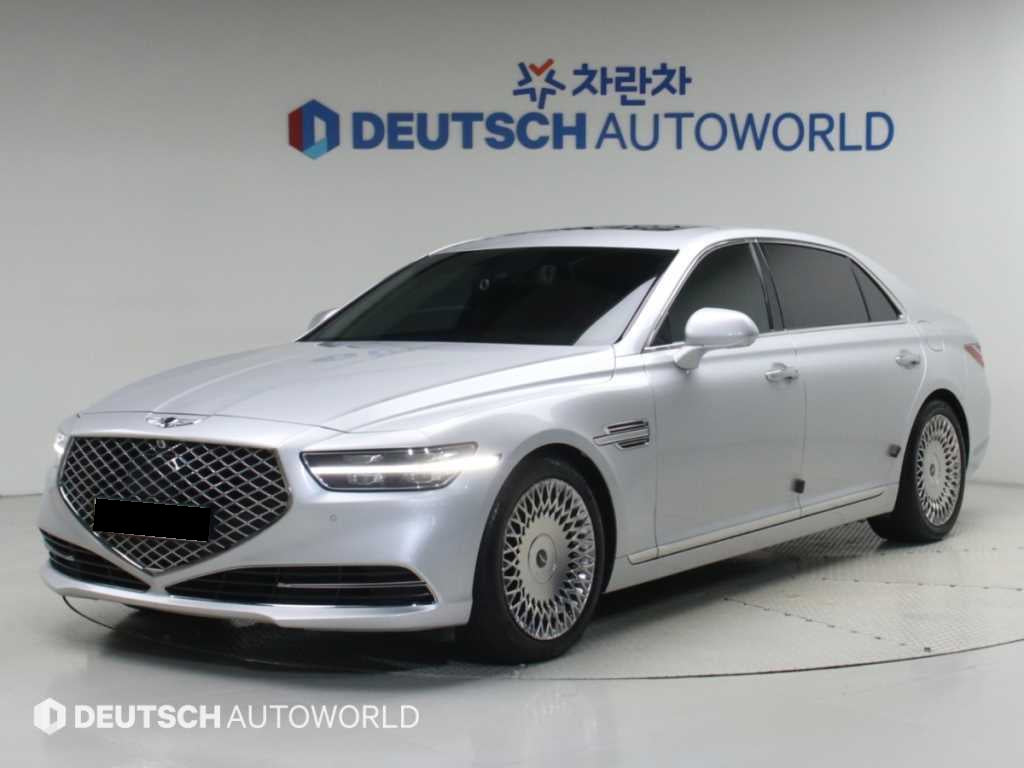 Genesis G90 — photo 01