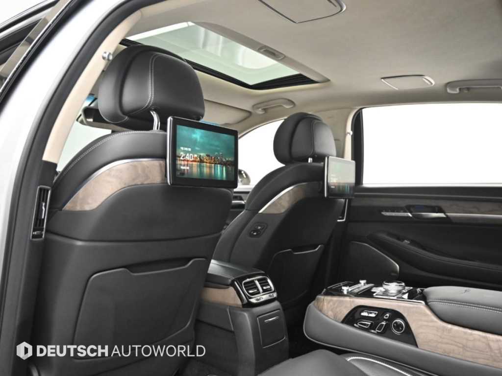 Genesis G90 — photo 17