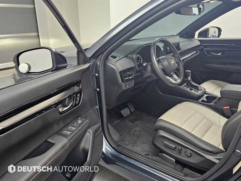 Honda CR-V — photo 11