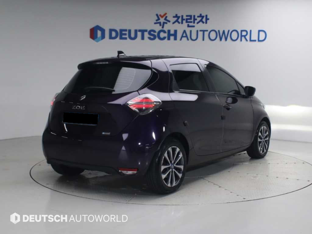 RENAULT Zoe — photo 02