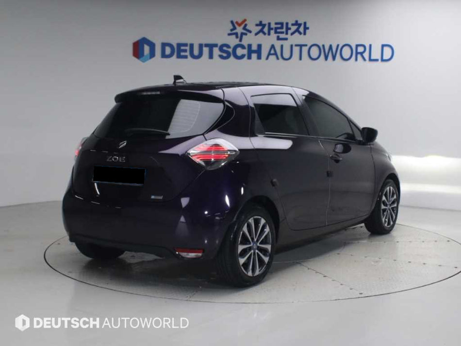 RENAULT Zoe — photo 02