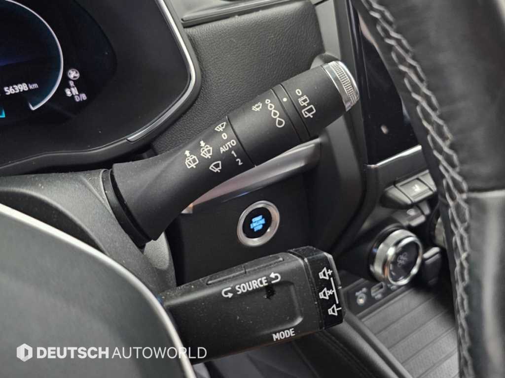 RENAULT Zoe — photo 16
