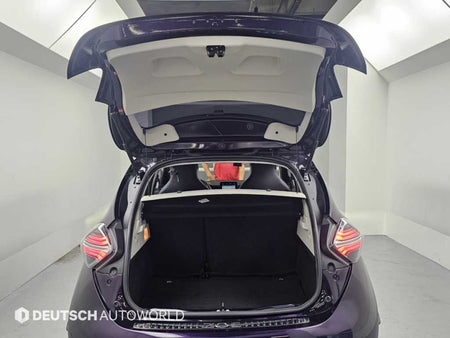 RENAULT Zoe — photo 19