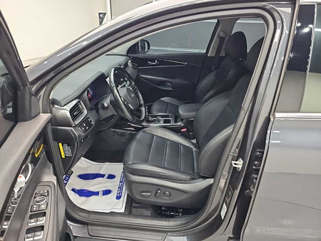 Kia Sorento — photo 11