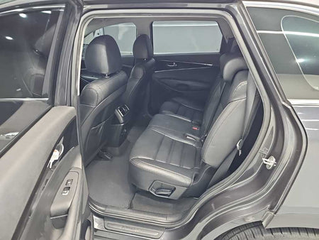 Kia Sorento — photo 12