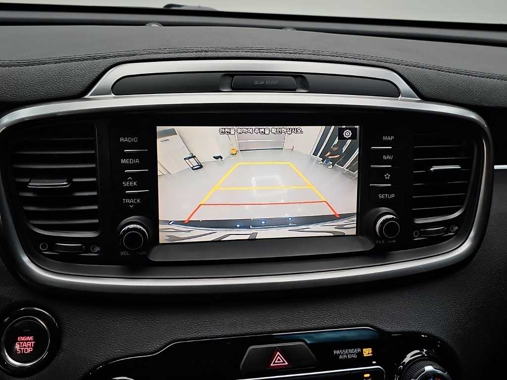 Kia Sorento — photo 15
