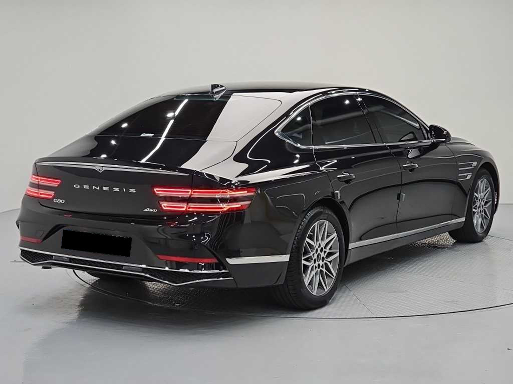 Genesis G80 — photo 04