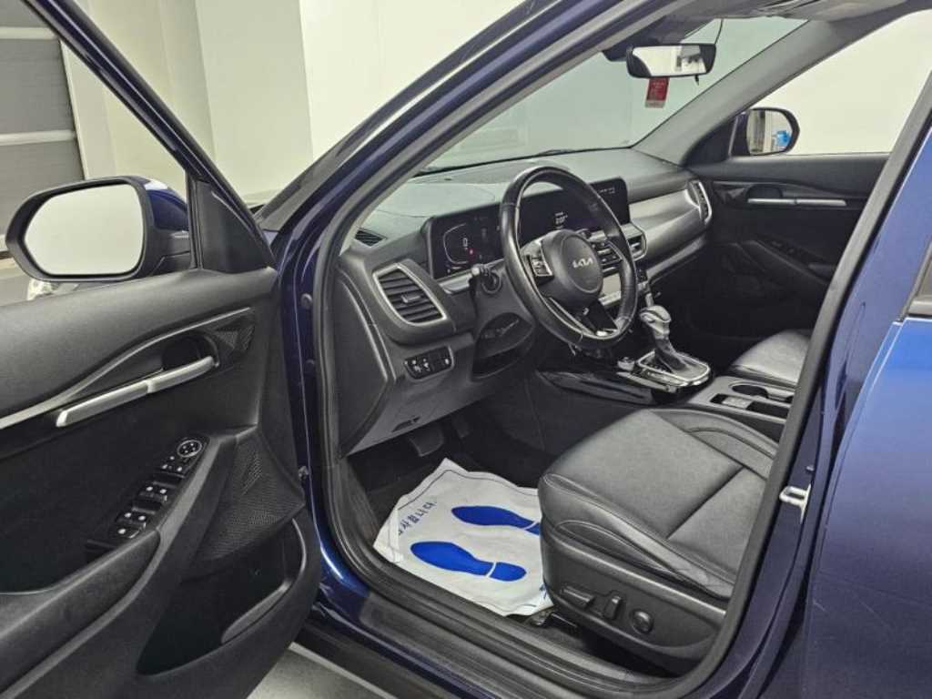 Kia Seltos — photo 10