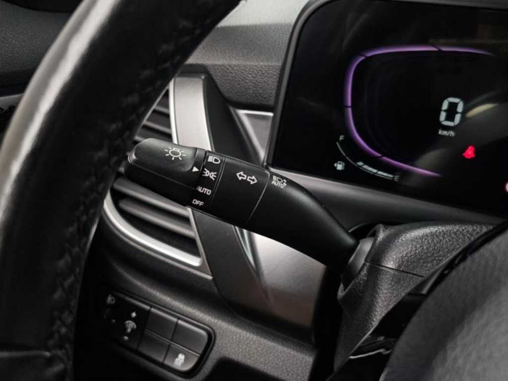 Kia Seltos — photo 16