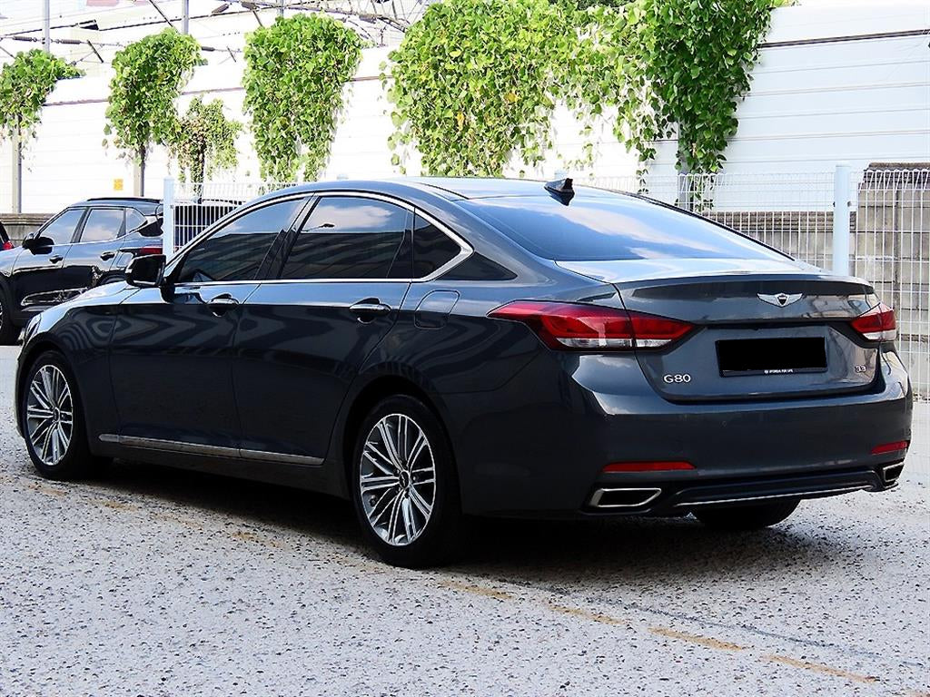 Genesis G80 — photo 03