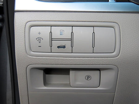 Genesis G80 — photo 12