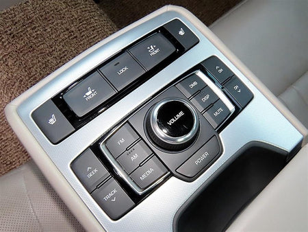Genesis G80 — photo 17