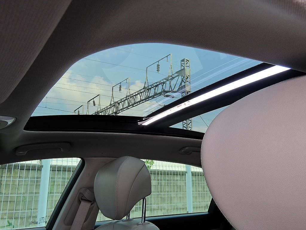 Genesis G80 — photo 18