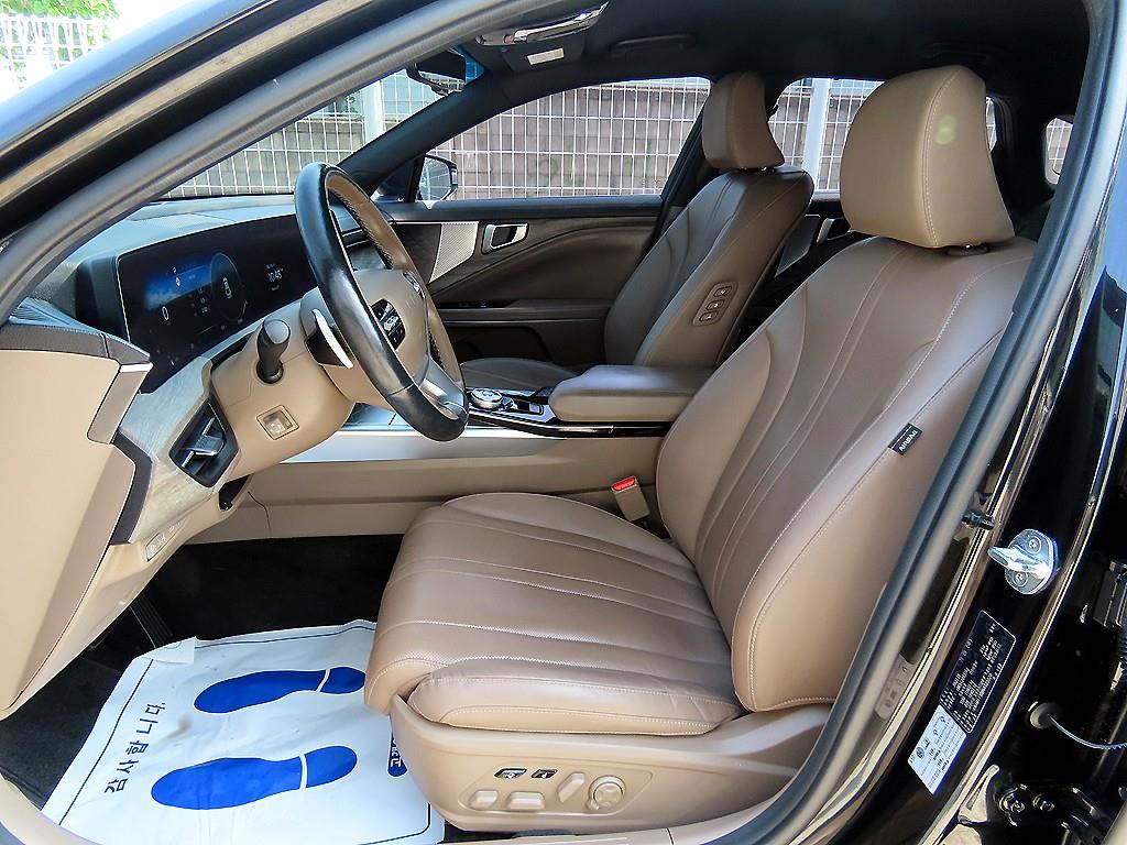 Kia K8 — photo 05