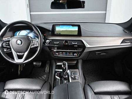 BMW 5-Series — photo 07