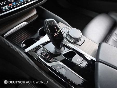 BMW 5-Series — photo 09