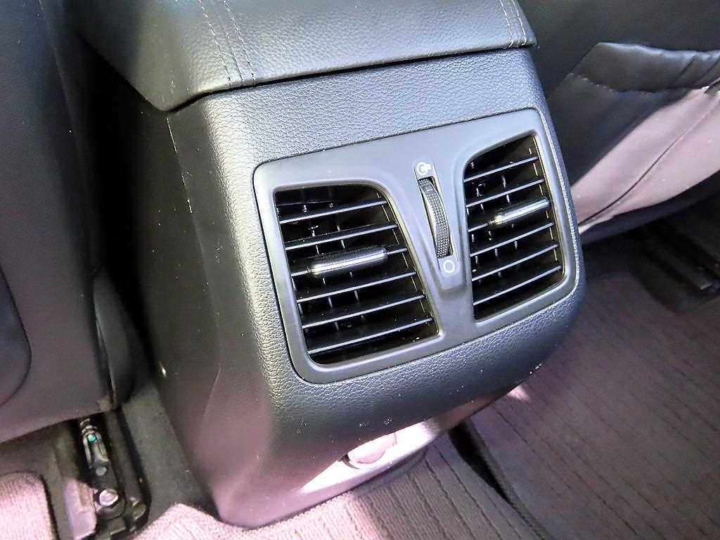 Hyundai Sonata — photo 17