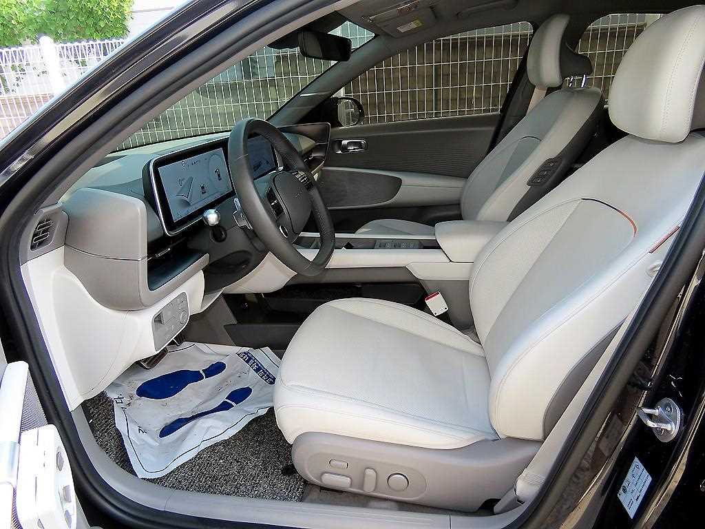 Hyundai Ioniq6 — photo 05