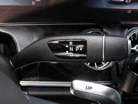 Mercedes-Benz E-Class — photo 11