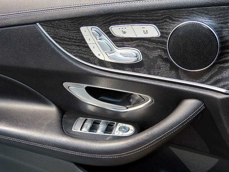 Mercedes-Benz E-Class — photo 12