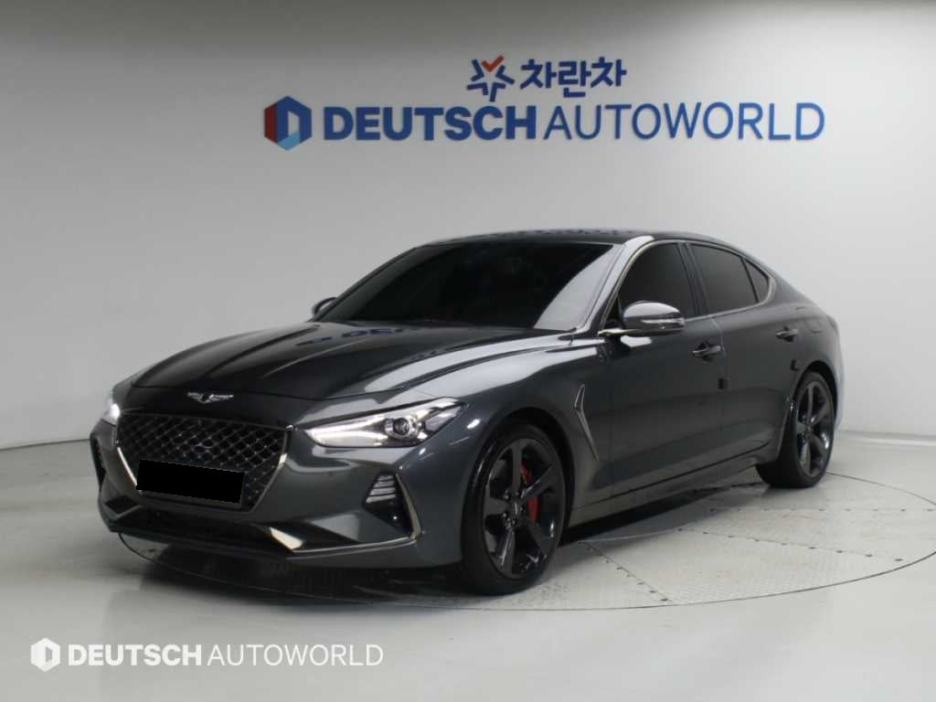 Genesis G70 — photo 01