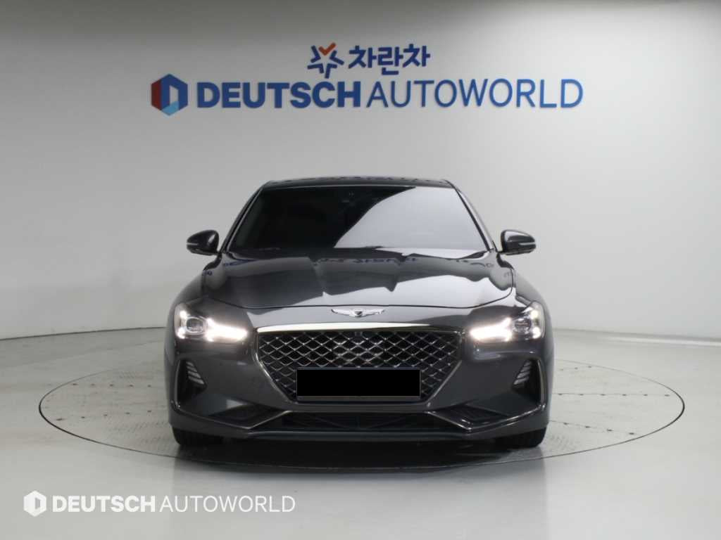 Genesis G70 — photo 03