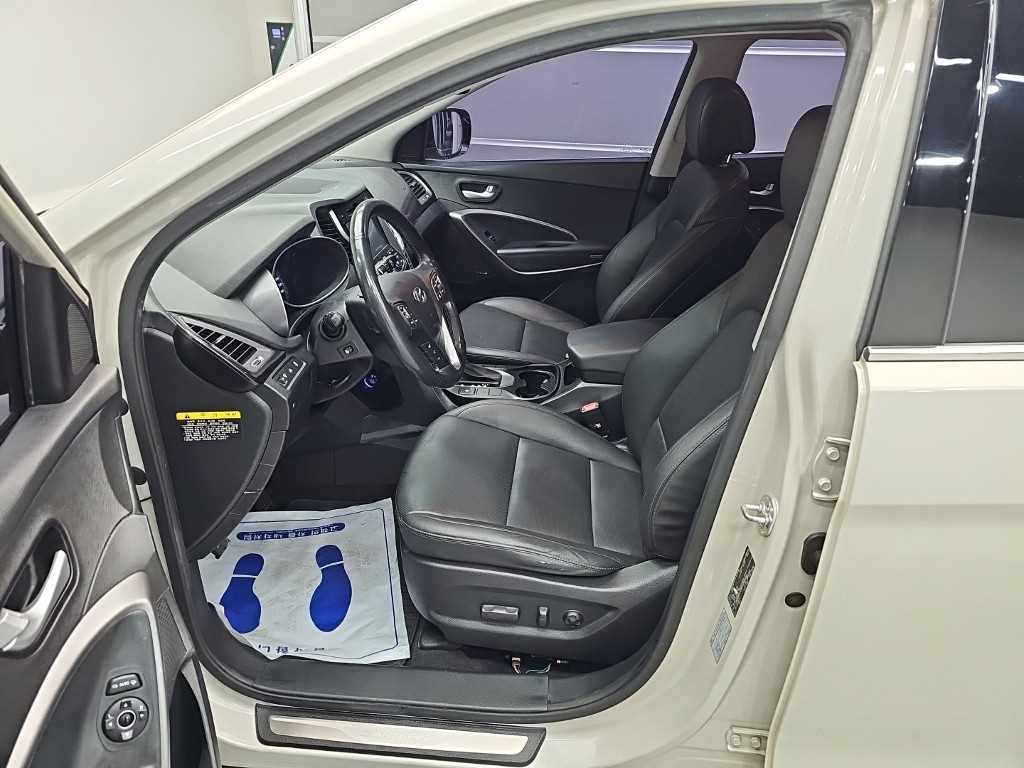 Hyundai Santafe — photo 11