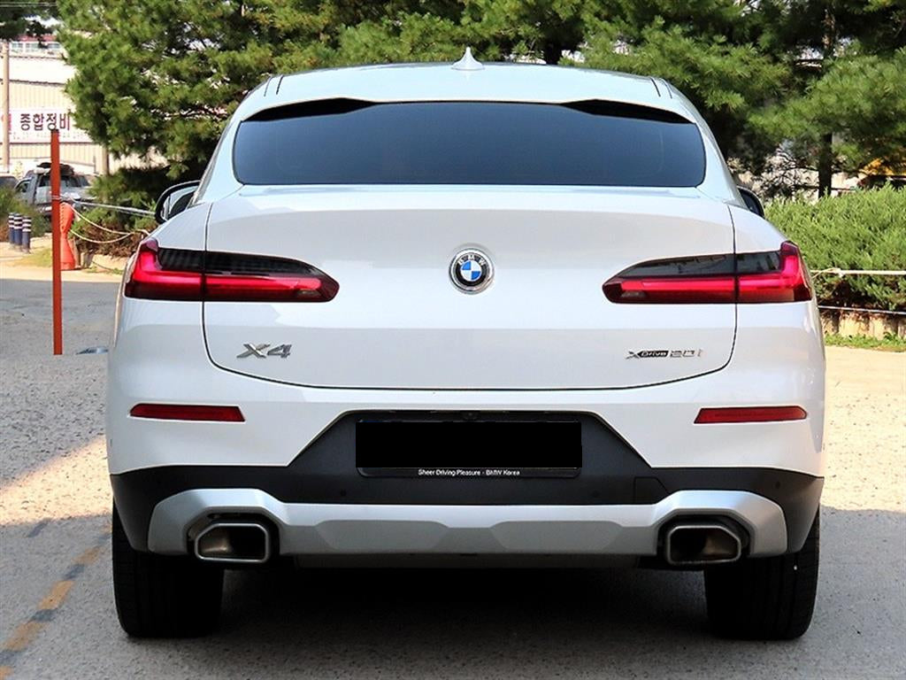BMW X4 — photo 04