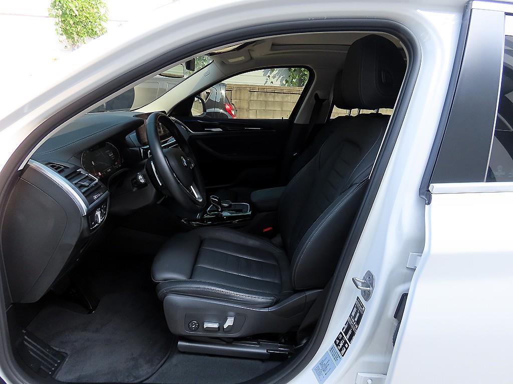 BMW X4 — photo 05